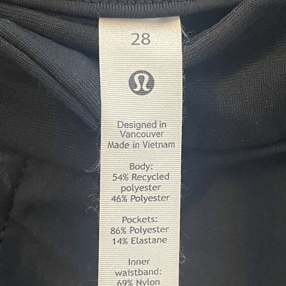 Lululemon Warpstreme high rise 7/8 jogger‎ black button front pockets, size 28 - Picture 5 of 15